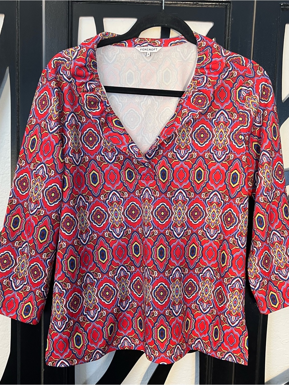 Foxcroft Tammy Tile Print Jersey Top Red Boho-Inspired Pttern Ruffled Collar S